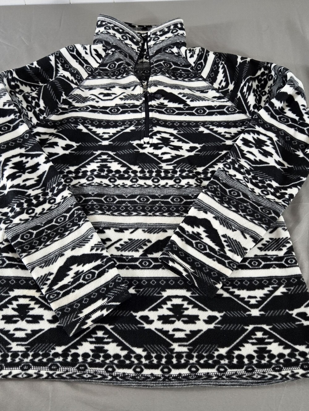 Womens Eddie Bauer Black And White Fleece